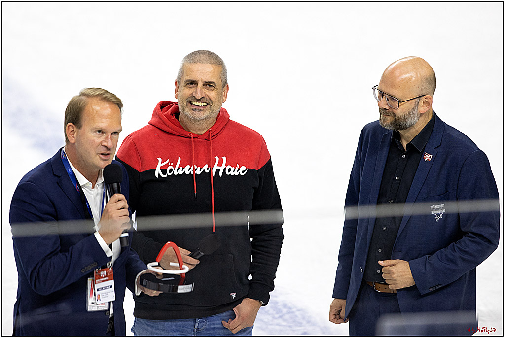 PENNY DEL;  Kölner Haie - Grizzly Wolfsburg; Köln, 21.09.2022